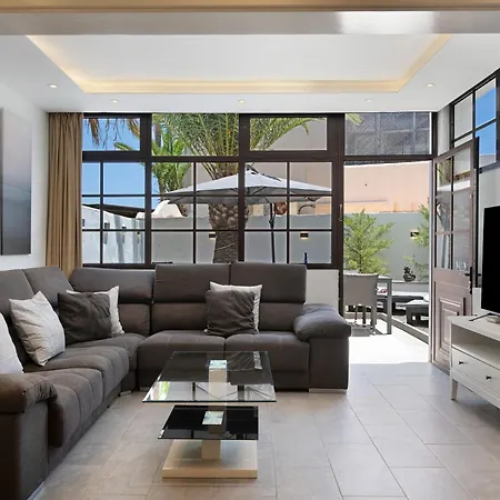 Tranquilidad 300m To Freewifi Apartament Puerto del Carmen (Lanzarote)